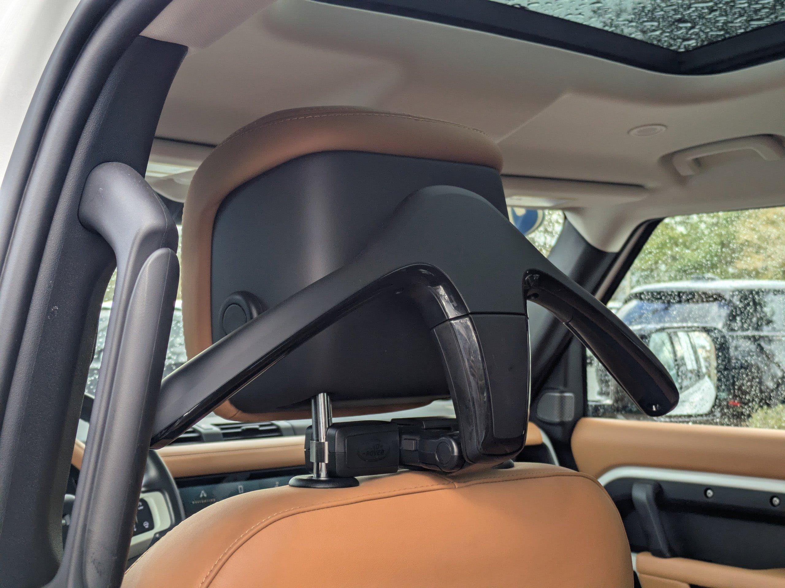 Land Rover Defender Sport Utility Se With Navigation & Awd - Thumbnail 15