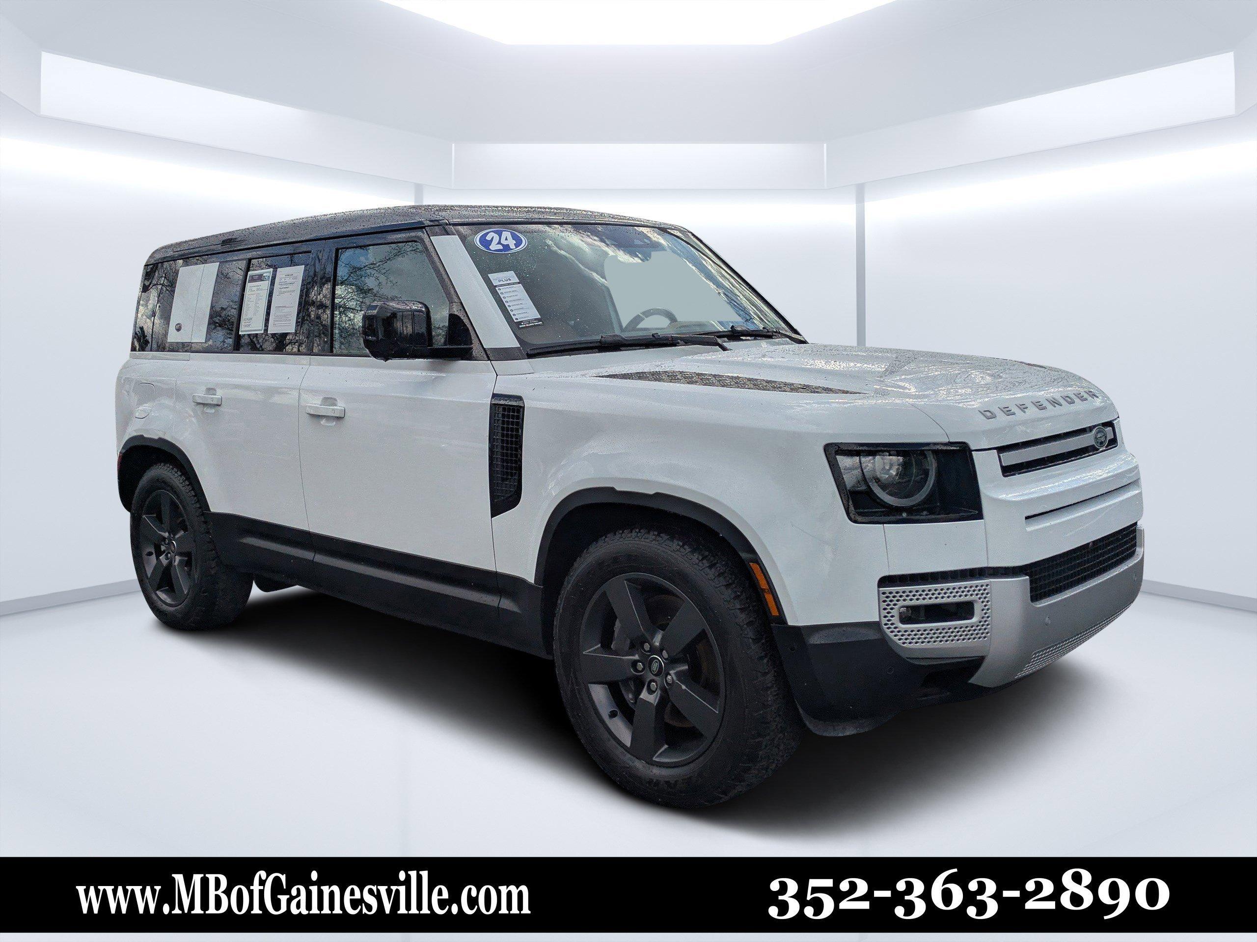 Land Rover Defender Sport Utility Se With Navigation & Awd - Thumbnail 2