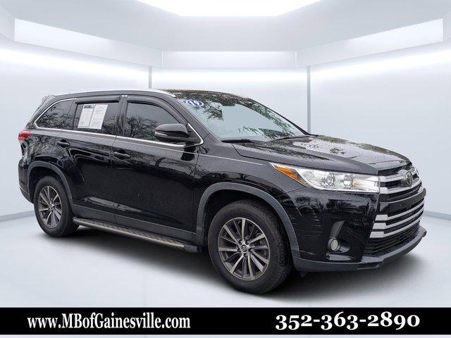 Toyota Highlander Sport Utility Xle With Navigation - View 1