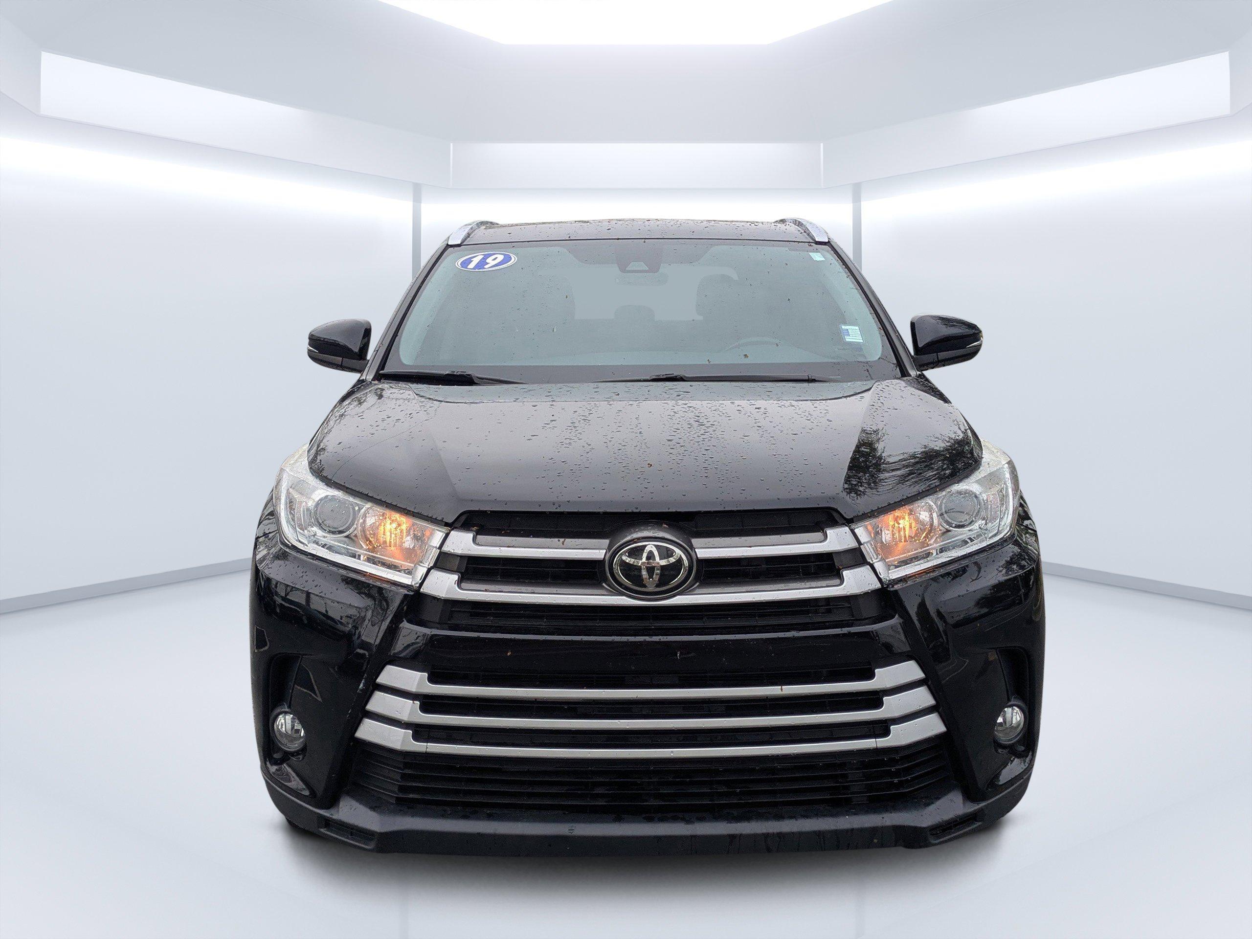 Toyota Highlander Sport Utility Xle With Navigation - Thumbnail 9