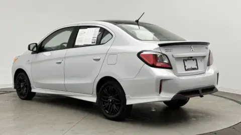 Mitsubishi Mirage G4 Black Edition - Thumbnail 6