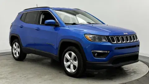 Jeep Compass Latitude - Thumbnail 3