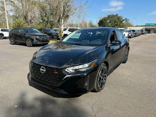 Nissan Sentra SR CVT - View 1