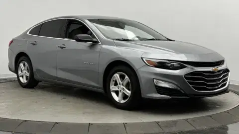 Chevrolet Malibu Ls - Thumbnail 4