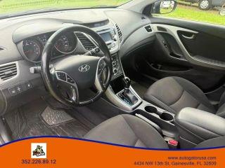 Hyundai Elantra - Thumbnail 2