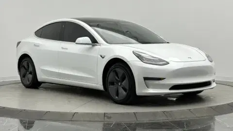 Tesla Model 3 Standard Range Plus - Thumbnail 4