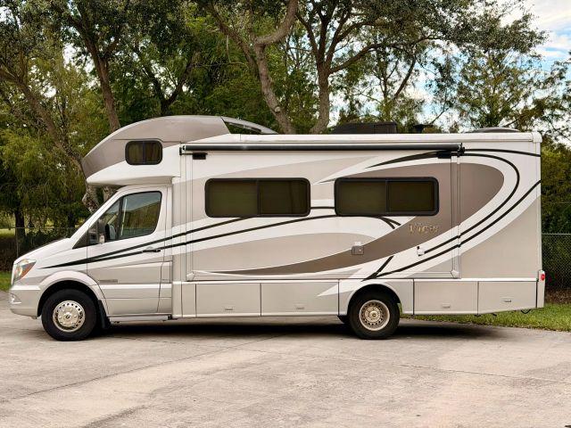 MERCEDES-BENZ SPRINTER 3500 CAB & CHASSIS - Thumbnail 3