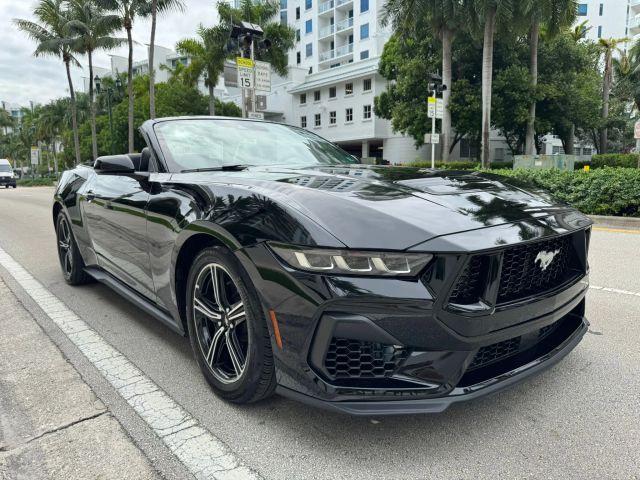 FORD MUSTANG - Thumbnail 4