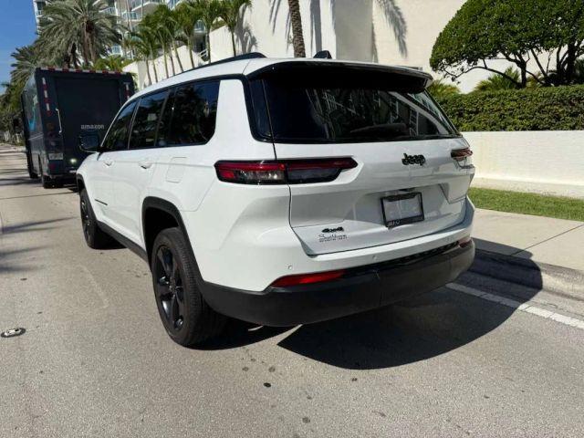 JEEP GRAND CHEROKEE L - Thumbnail 4