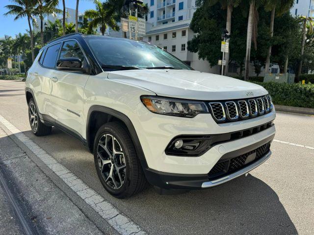 JEEP COMPASS - Thumbnail 3