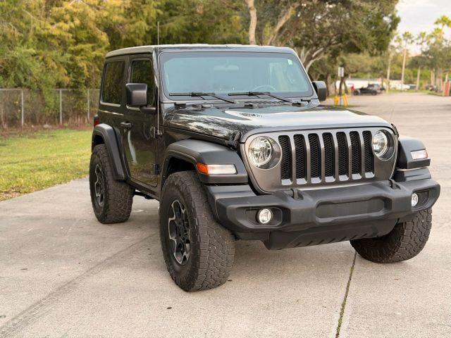 JEEP WRANGLER - Thumbnail 5