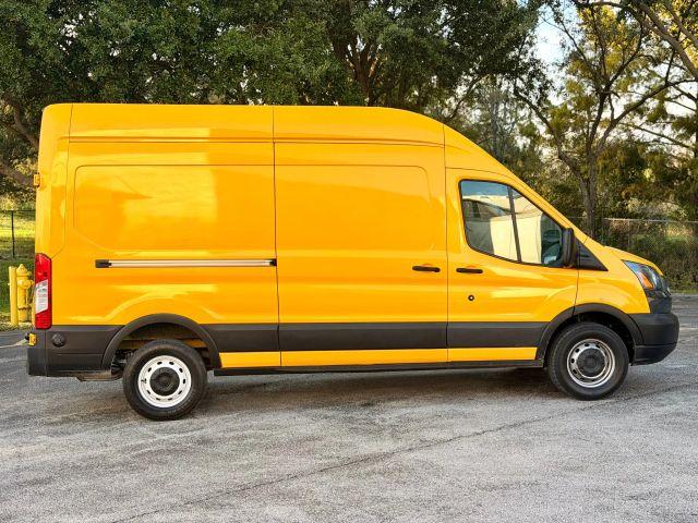 FORD TRANSIT 250 VAN - Thumbnail 5