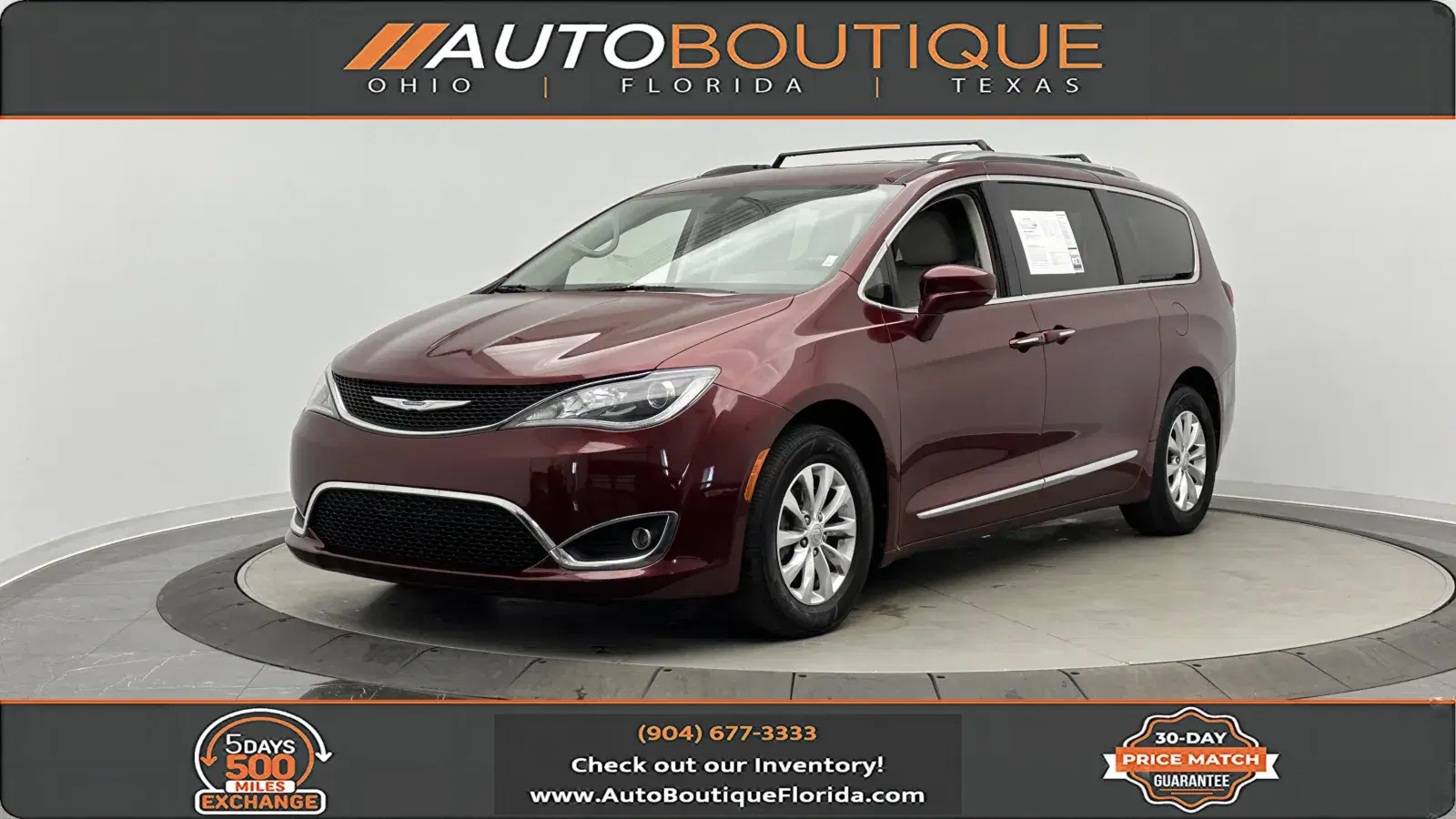 Chrysler Pacifica Touring L - Thumbnail 2