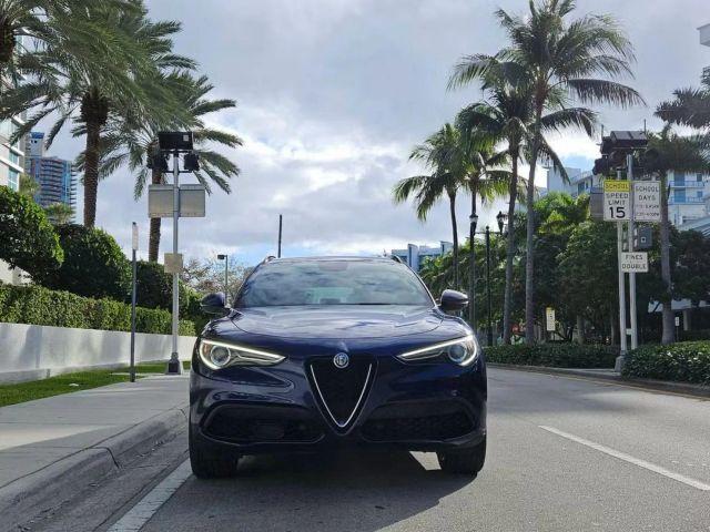 ALFA ROMEO STELVIO - Thumbnail 4