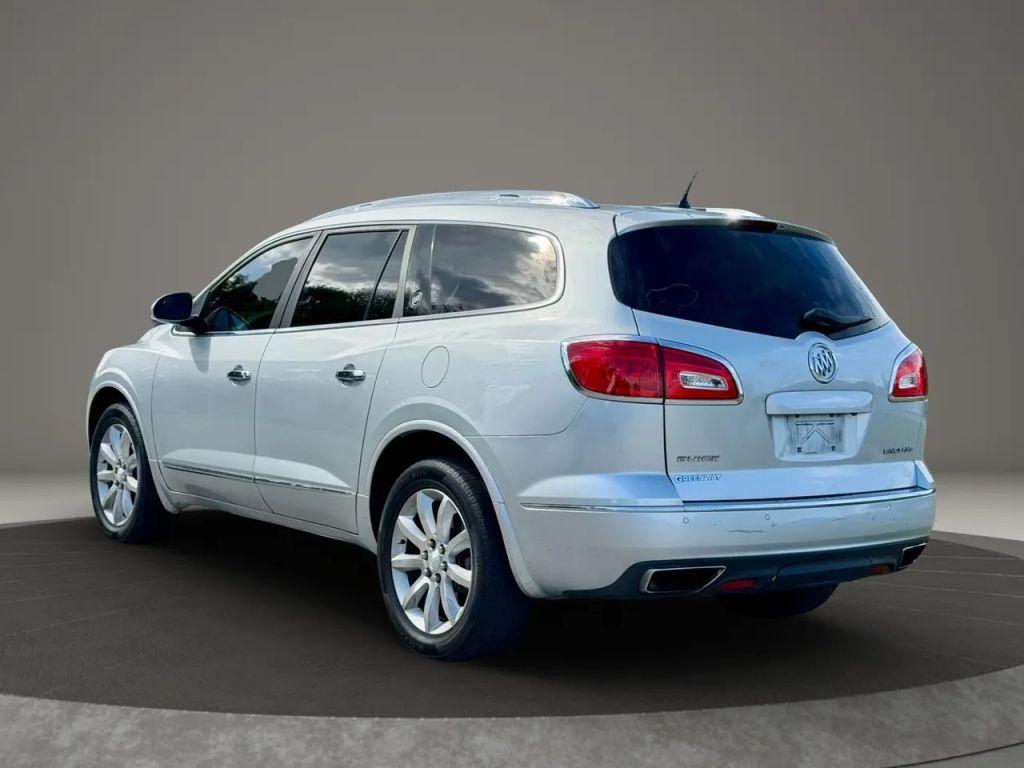 Buick Enclave - Thumbnail 9