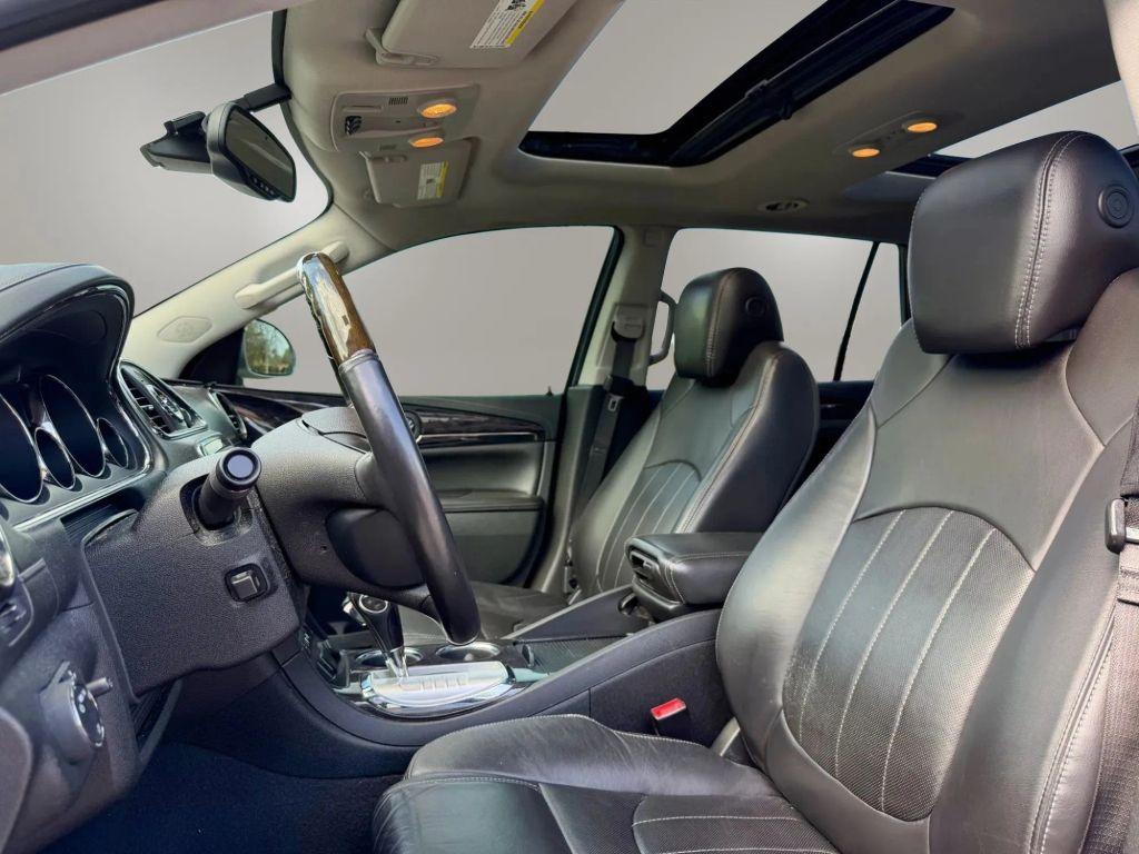 Buick Enclave - Thumbnail 12