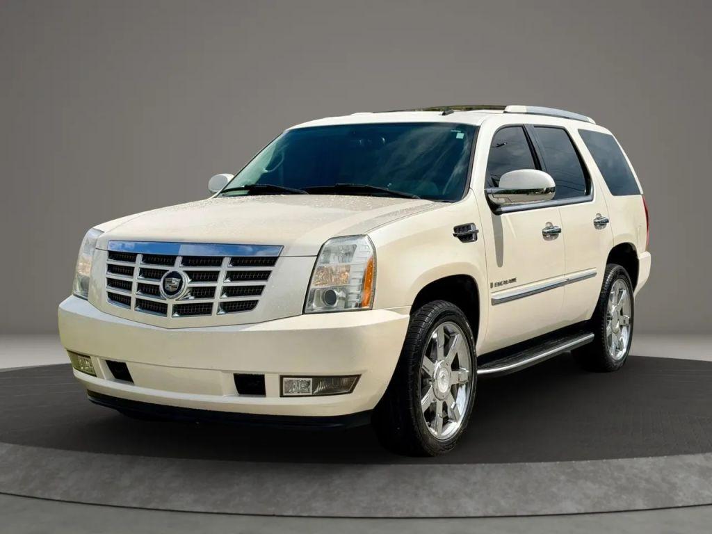 Cadillac Escalade - Thumbnail 3