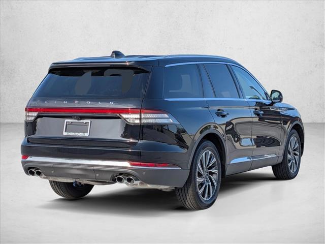 Lincoln Aviator Premiere - Thumbnail 4