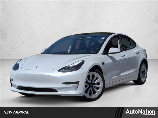 Tesla Model Y Long Range - Thumbnail 3
