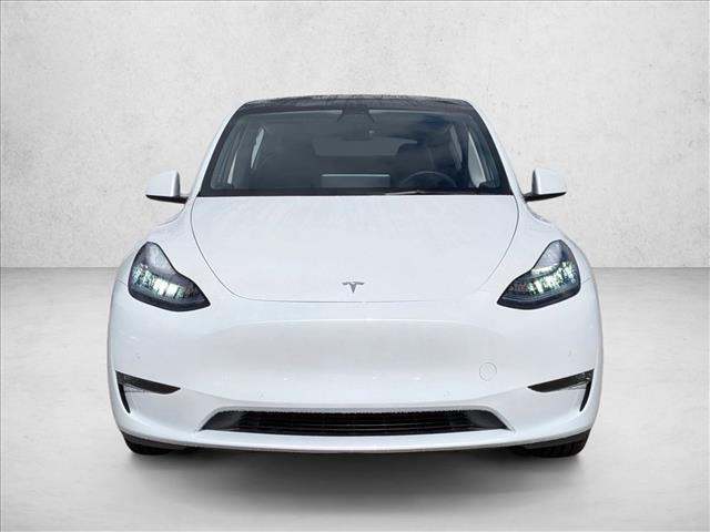 Tesla Model Y Long Range - Thumbnail 2