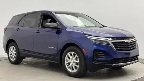 Chevrolet Equinox Ls - Thumbnail 4