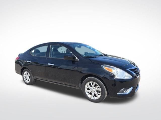 Nissan Versa - View 1