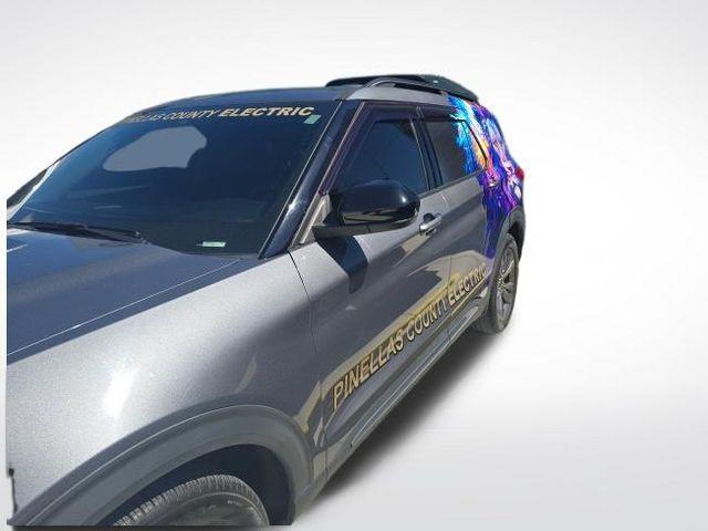 Ford Explorer - View 1