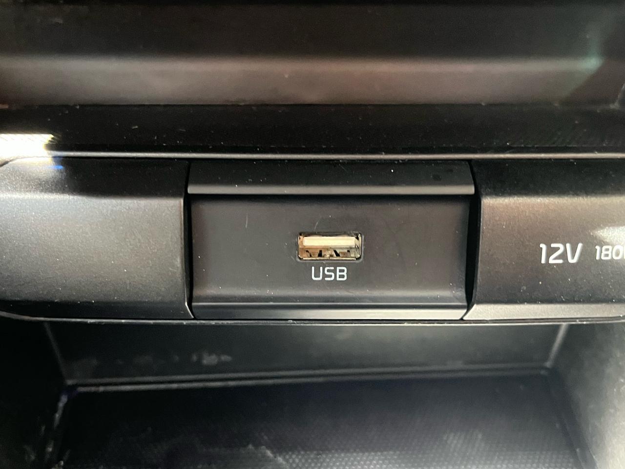 Kia Rios Ivt - Thumbnail 10