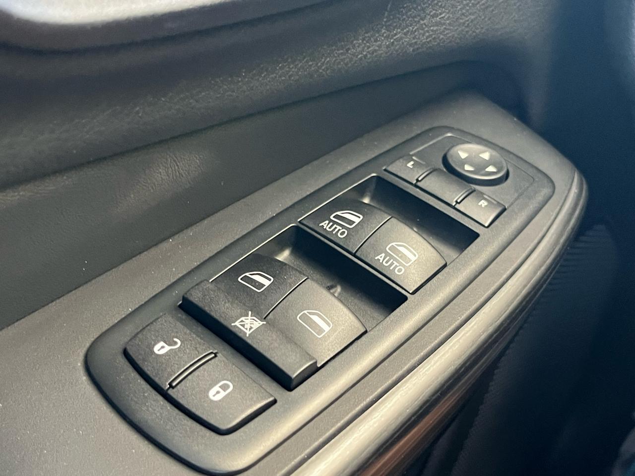 Jeep Cherokeefwd 4Dr Limited - Thumbnail 10