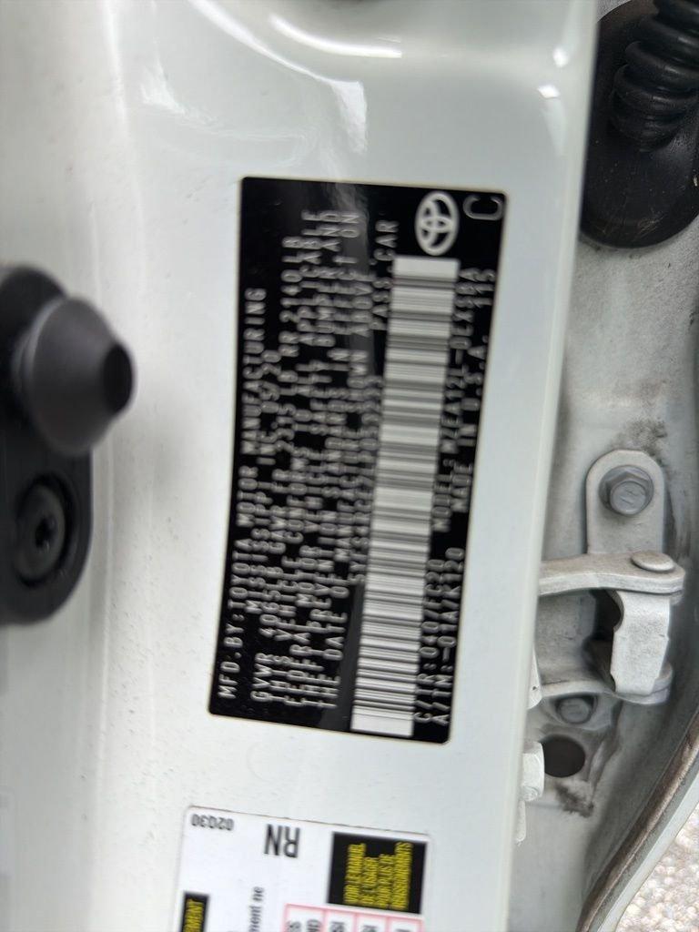 Toyota Corolla Se - Thumbnail 8