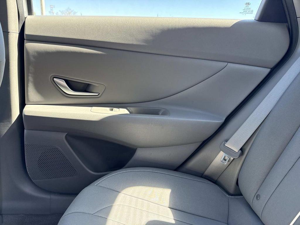 Hyundai Elantra Sel - Thumbnail 20