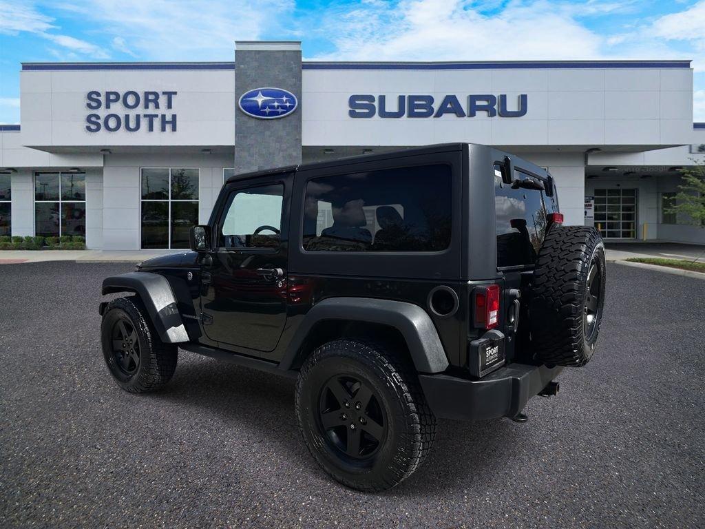 Jeep Wrangler Rubicon - Thumbnail 6