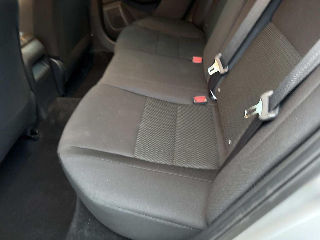 Nissan Sentra S - Thumbnail 17