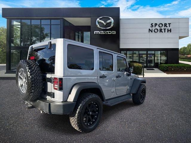 Jeep Wrangler Unlimited Rubicon - Thumbnail 4