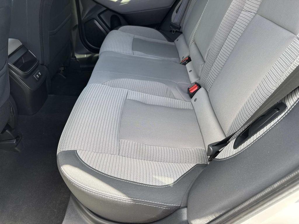 Subaru Outback Premium - Thumbnail 17