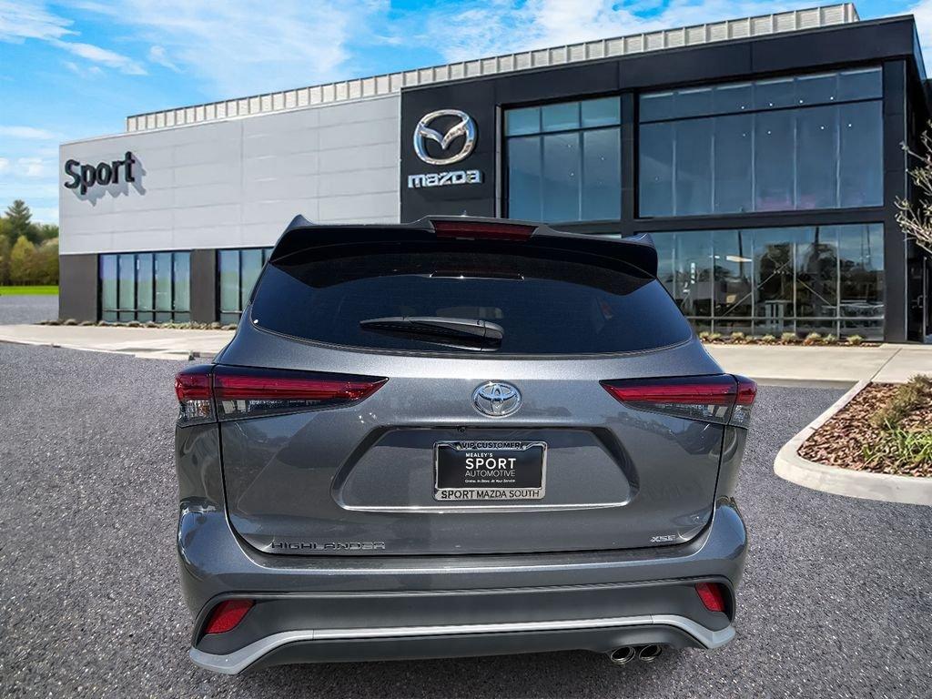 Toyota Highlander Xse - Thumbnail 5