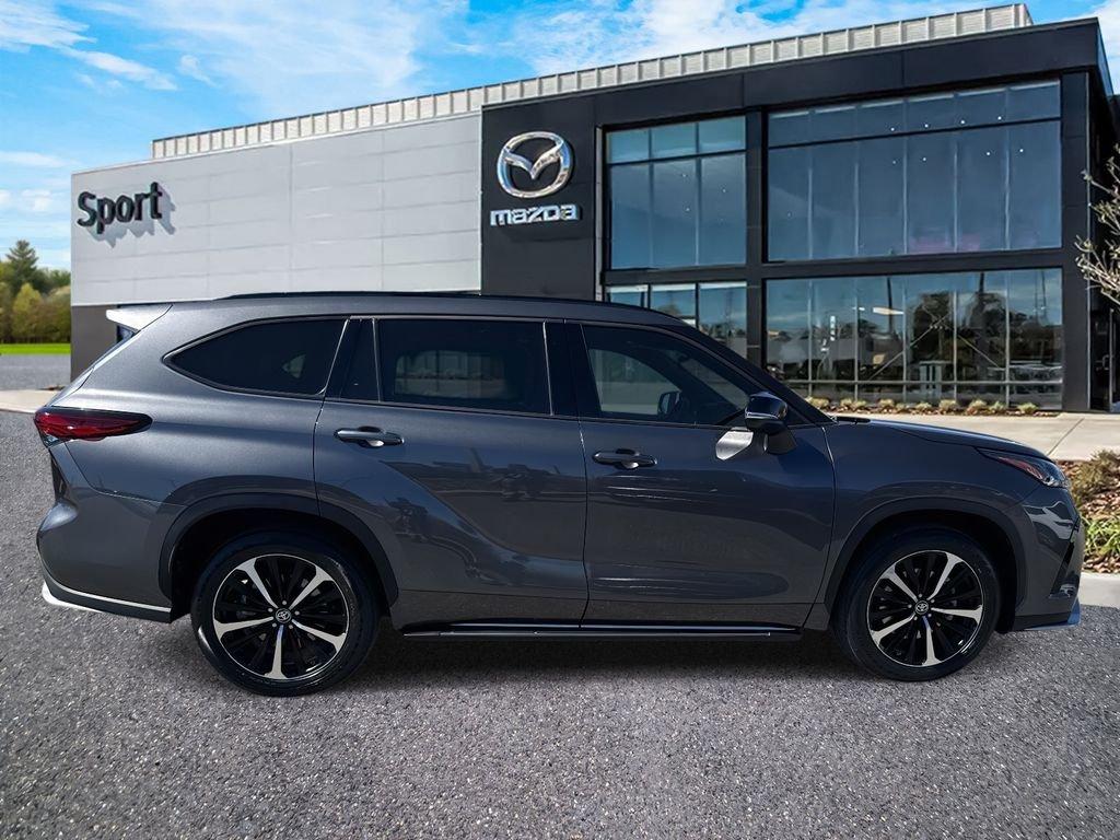 Toyota Highlander Xse - Thumbnail 3