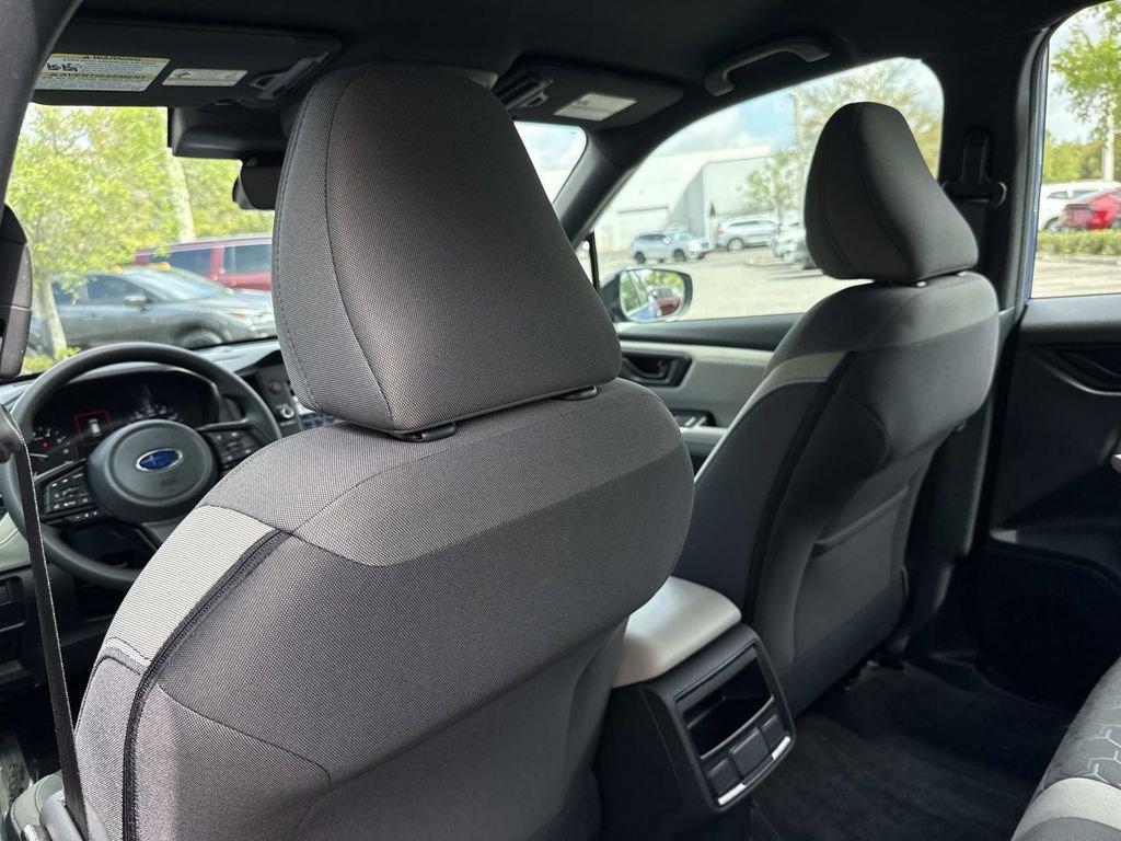 Subaru Forester Base - Thumbnail 16