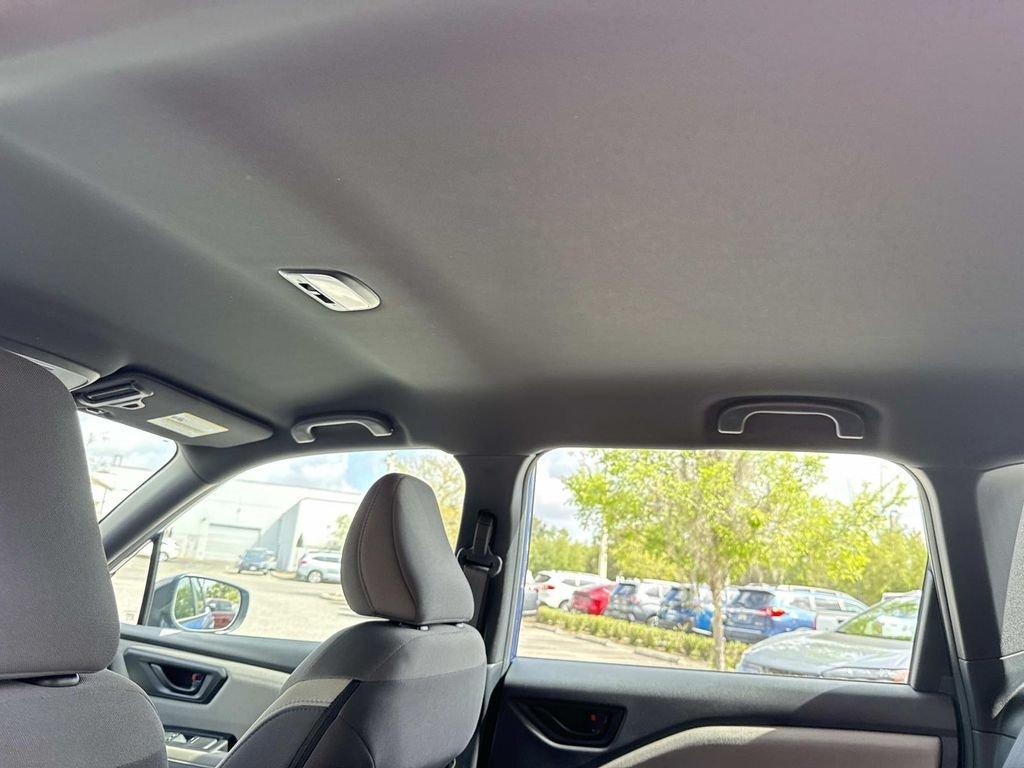 Subaru Forester Base - Thumbnail 20