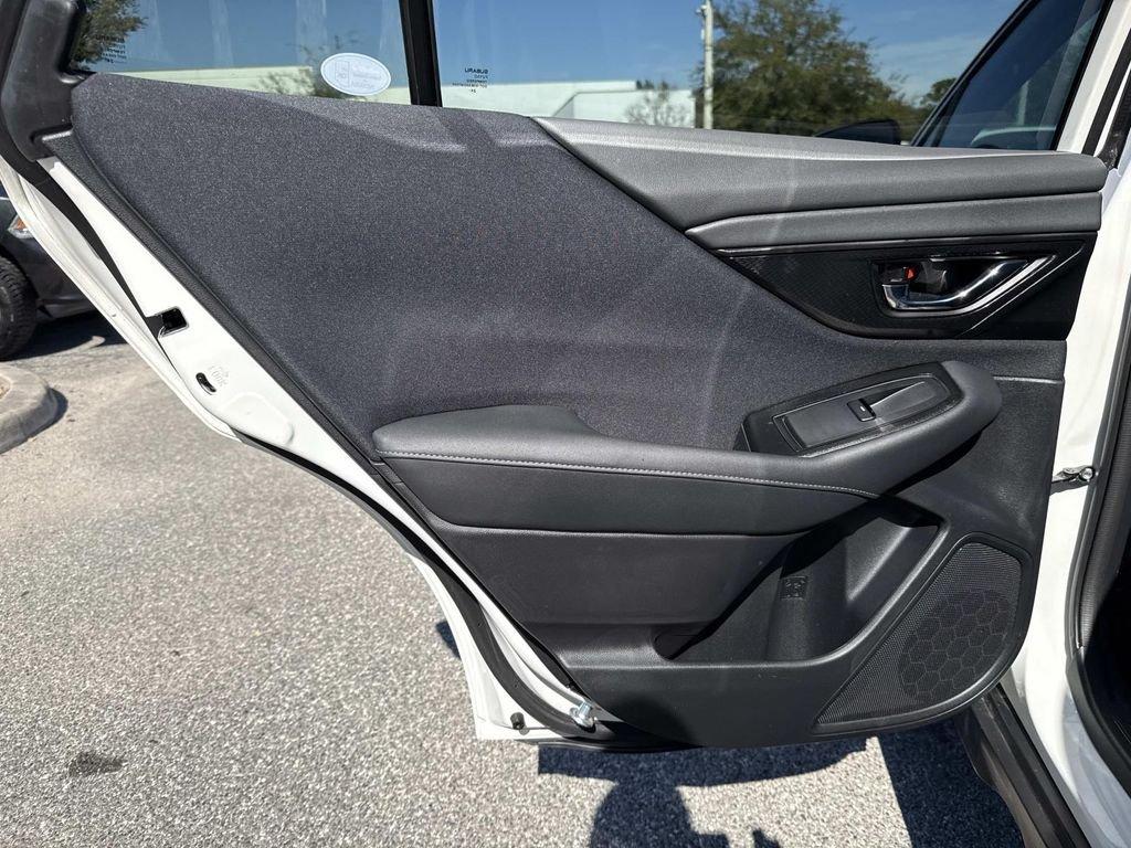 Subaru Outback Premium - Thumbnail 12