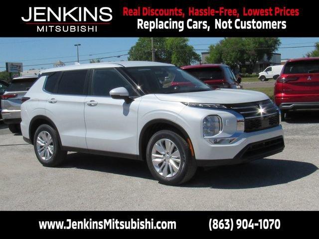 Mitsubishi Outlander - View 1