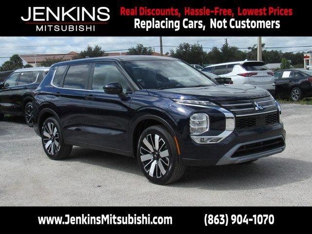 Mitsubishi Outlander - View 1