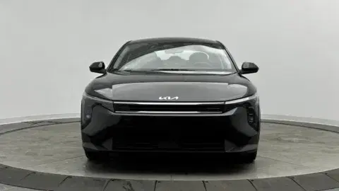 Kia K4 Lxs - Thumbnail 3