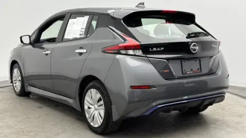 Nissan Leaf S - Thumbnail 6