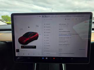 Tesla Model Y - Thumbnail 15