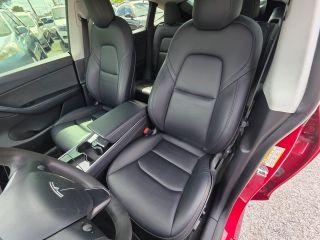 Tesla Model Y - Thumbnail 17
