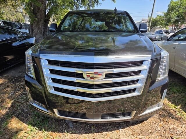 Cadillac Escaladepremium Luxury - Thumbnail 2
