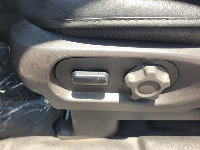 Ford Explorerutility - Thumbnail 4