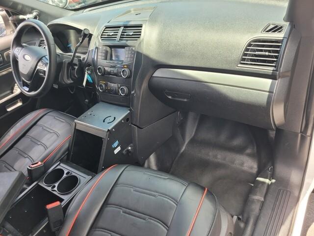 Ford Explorerutility - Thumbnail 13