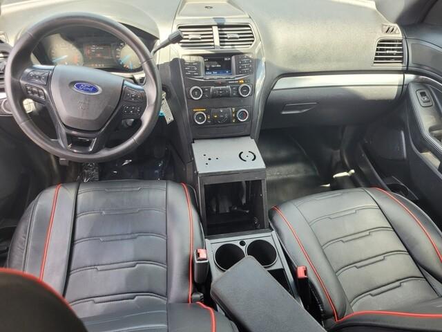 Ford Explorerutility - Thumbnail 6